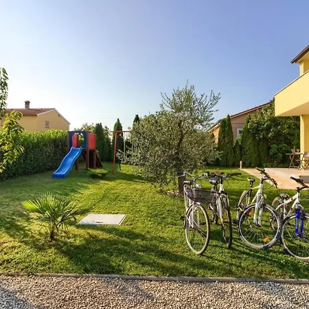 Mit Privatpool Fuer 12 Personen Ca 200 Qm In Fazana-surida, Istrien Istrische Riviera Fazana